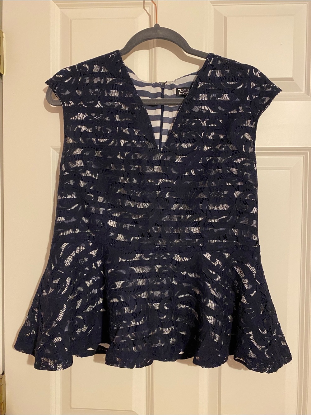 7th Avenue Design Studio New York & Company laced lace peplum blouse, size L